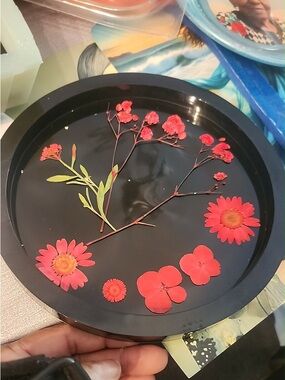 NORE’S NOVELTIES HANDCRAFTED Dinnerware